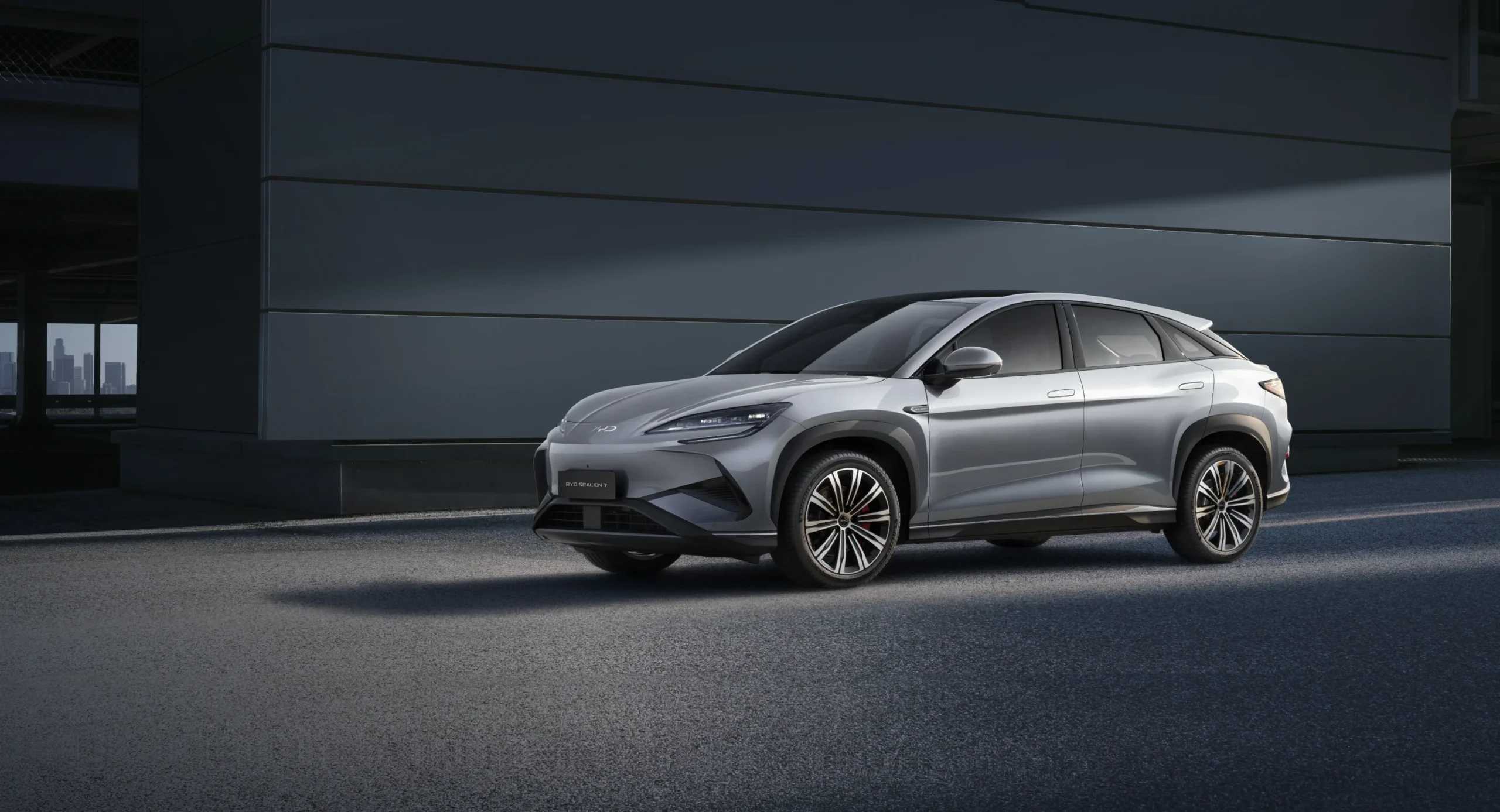 BYD Sealion 7